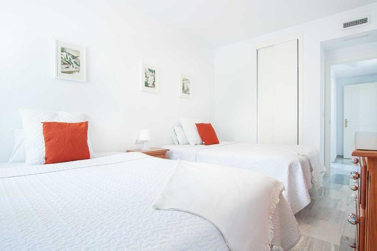 Precioso Atico En Cabopino - Marbella Apartamento Exterior foto